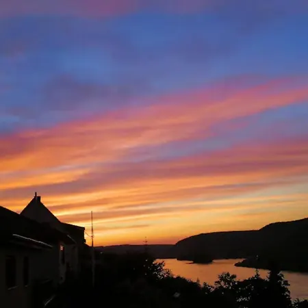 منزل للإقامة Wunderschoene Aussicht Garantiert